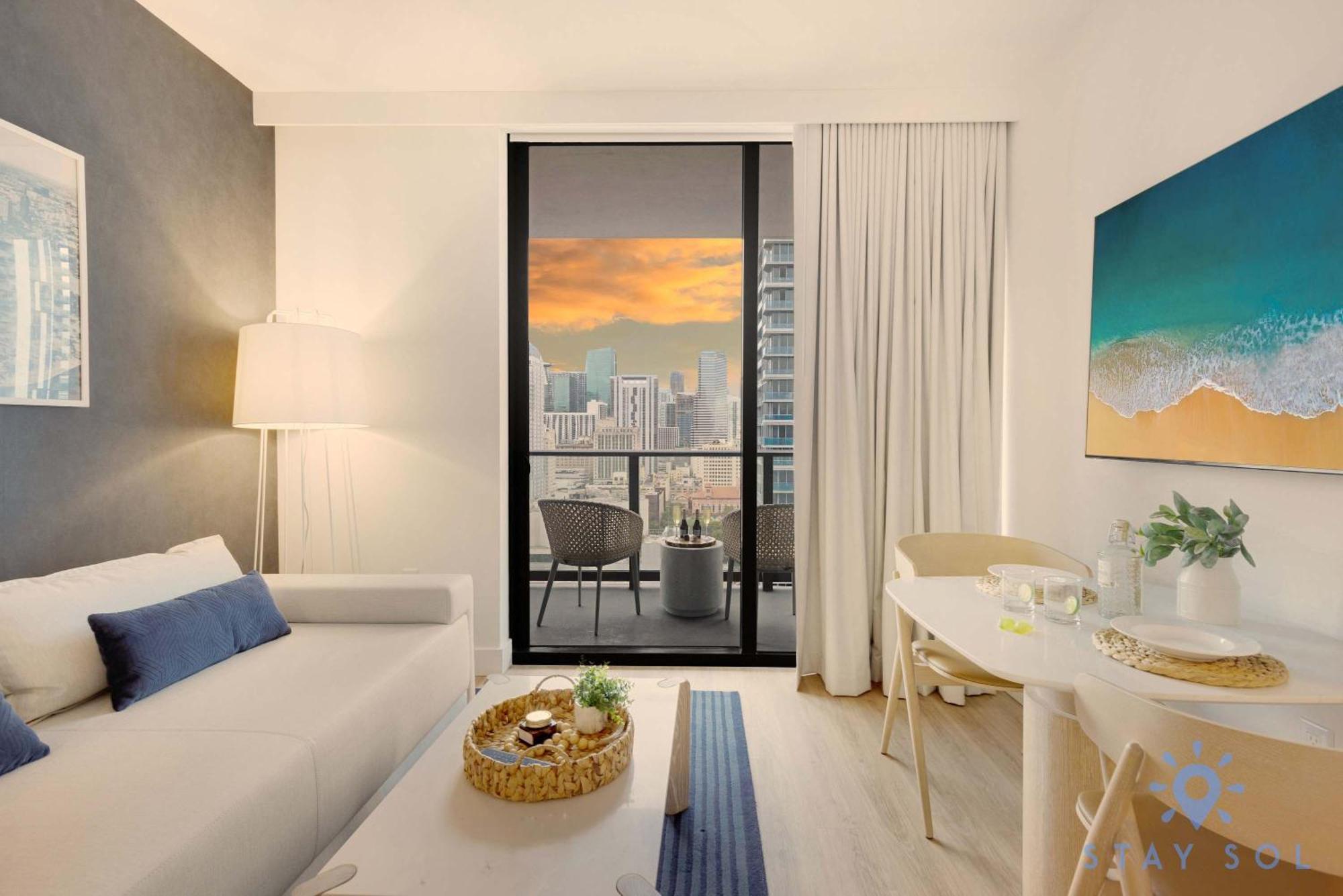 Downtown Aparthotel